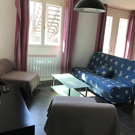Sadi Carnot Apartment *